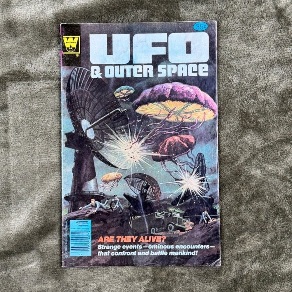 Vintage UFO and Outer Space Comic Book Whitman Publishing‎ 1978 Sci-Fi Retro